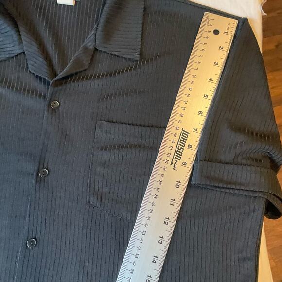 Ym Studio Los Angeles Men’s Short Sleeve Button Down Shirt size L, Solid Black - Picture 2 of 10